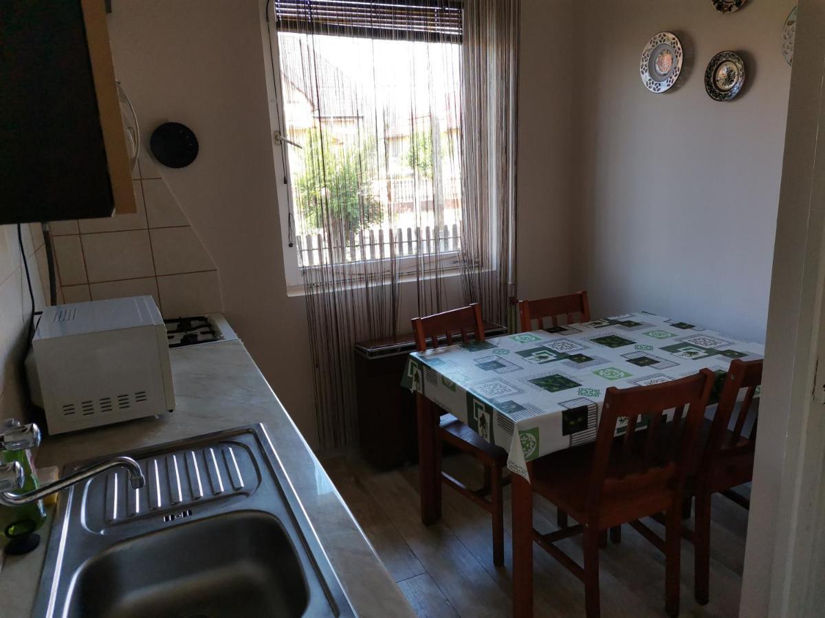 Roland Apartman Apartman Balatonlelle Kültér fotó