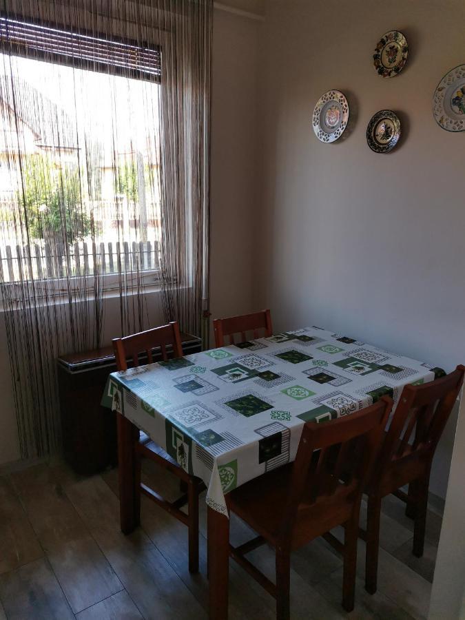 Roland Apartman Apartman Balatonlelle Kültér fotó