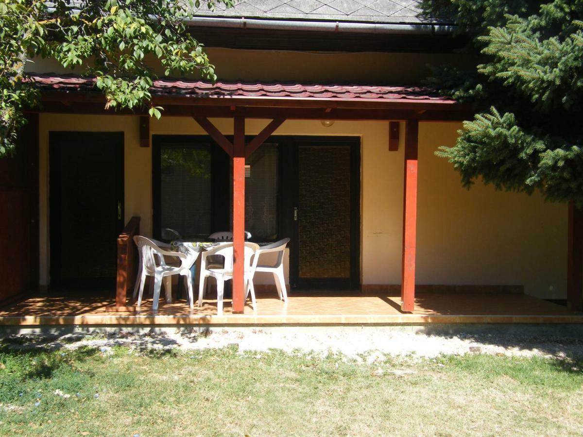 Roland Apartman Apartman Balatonlelle Kültér fotó